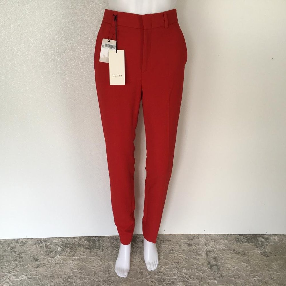 AUTHENTIC GUCCI WOMEN PANTS RED COLOR SIZE 40 G27